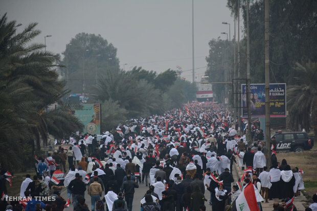 Iraqi demonstrators call for U.S. troop expulsion