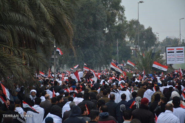 Iraqi demonstrators call for U.S. troop expulsion