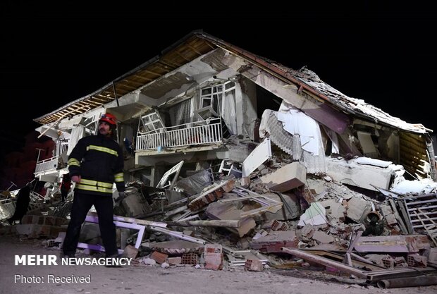 VIDEO: 6.7 earthquake hits eastern Turkey, kills 21