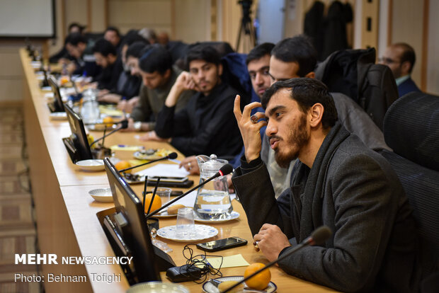 نشست تخصصی هیئت تراز انقلاب اسلامی