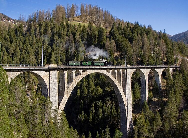 Sister arch bridges one in Iran the other in Switzerland