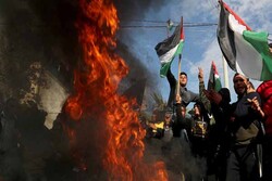 Palestinians stage mass protests against US’ Deal of Century