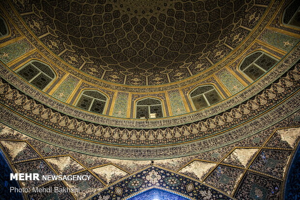 شکوه معماری اسلامی ایرانی در مسجد اعظم قم