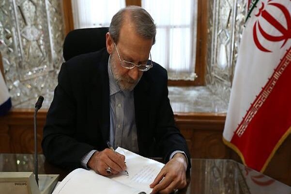 علی لاریجانی به وزیر اطلاعات تسلیت گفت