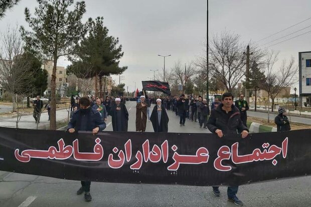 تجمع بزرگ عزاداران فاطمی در استان سمنان برگزار شد