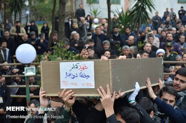 Funeral procession of an unknown martyr in Gilan prov. 