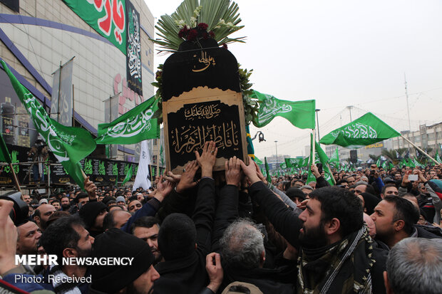 اجتماع فاطمیون در میدان هفت تیر تهران