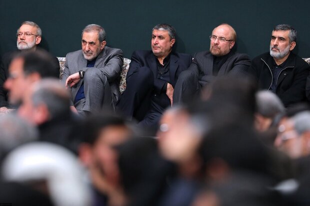 Leader attends martyrdom anniversary of Hazrat Fatemeh (PBUH)