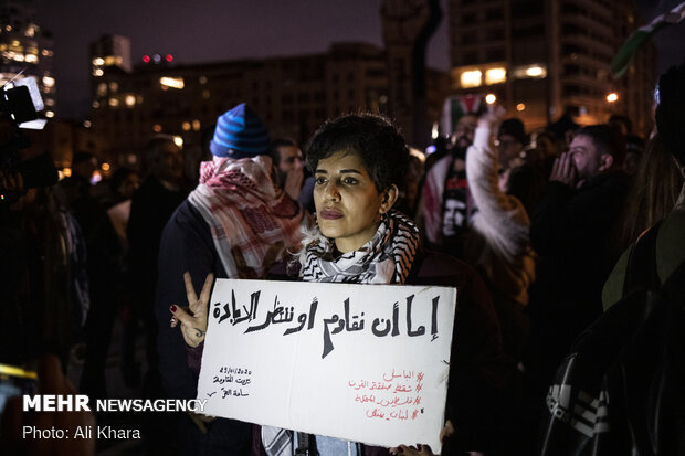 اعتراض مردم بیروت به معامله قرن در میدان شهدا بیروت، لبنان