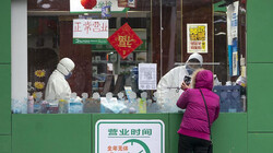 A pharmacy in Wuhan, Hubei Province, China, January 26, 2020. /Xinhua Photo