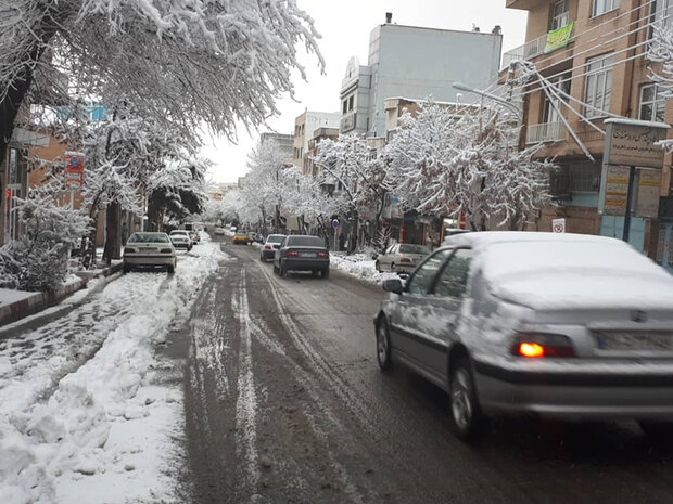 ایران میں آئندہ دو دنوں میں بارش اور برف باری