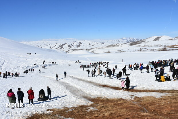 Sarband ski resort in Markazi province
