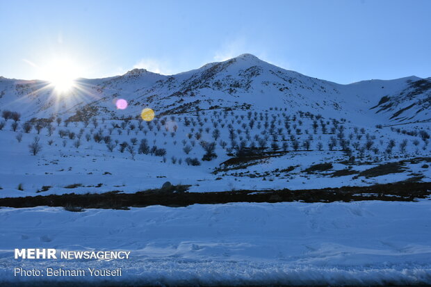 تفریحات زمستانی در پیست شهدای سربند