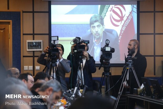 دستگاه شبیه ساز جراحی آب مروارید