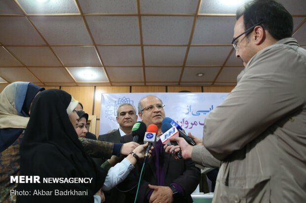 دستگاه شبیه ساز جراحی آب مروارید