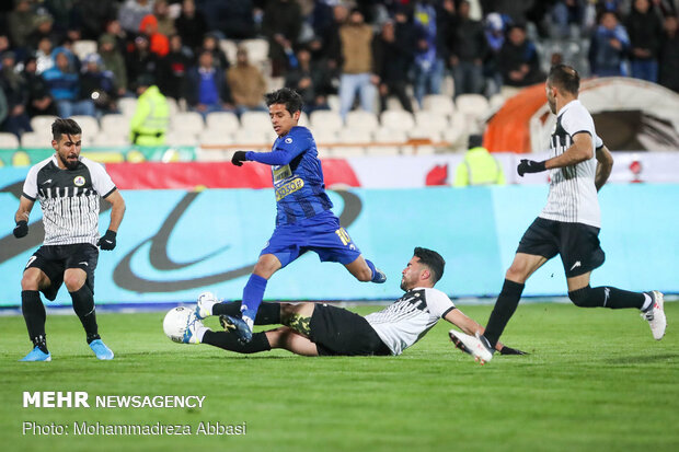 Esteghlal 2-1 Naft Masjed Soleyman: IPL