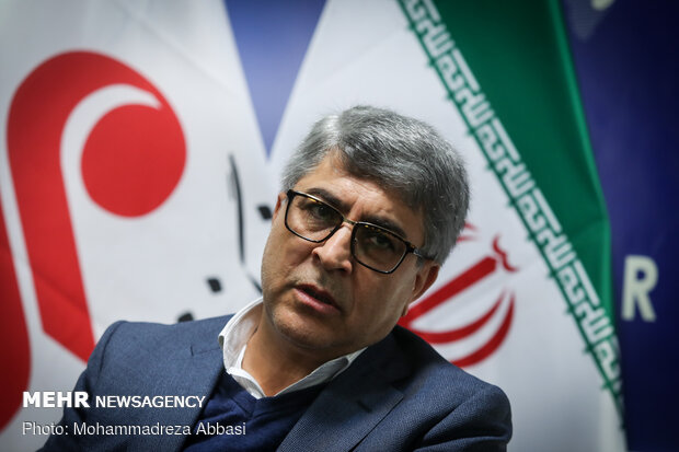  محمد علی وکیلی دبیر هیئت رئیسه مجلس دهم، نماینده مردم تهران، ری، شمیرانات، اسلامشهر و پردیس و عضو هیئت نظارت بر مطبوعات در دهمین دوره مجلس شورای اسلامی و صاحب امتیاز و مدیر مسئول روزنامه ابتکار