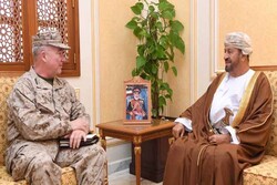 راز دیدار وزیر دفاع عمان با مقام ارشد نظامی آمریکایی