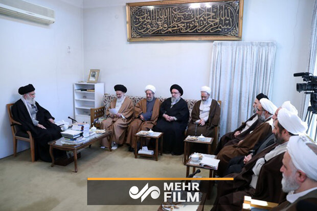 رہبر معظم انقلاب اسلامی سے حوزات علمیہ کی اعلی کونسل کی ملاقات