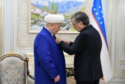 اعطای نشان «احترام ملت و کشور» به مفتی ازبکستان