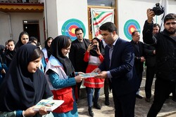 موج دوم امداد فرهنگی در گیلان آغاز شد / حضور «پیک‌ امید» در روستای تاسکوه ماسال