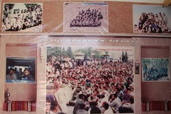 نمایشگاه عکس روزهای انقلاب در مهریز افتتاح شد
