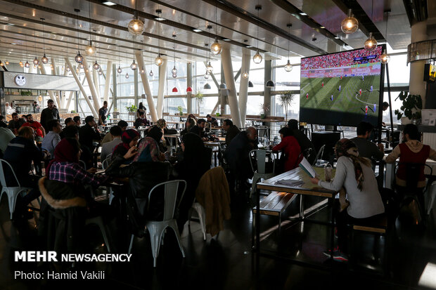 تماشای دربی 91 در حاشیه جشنواره فیلم فجر 14