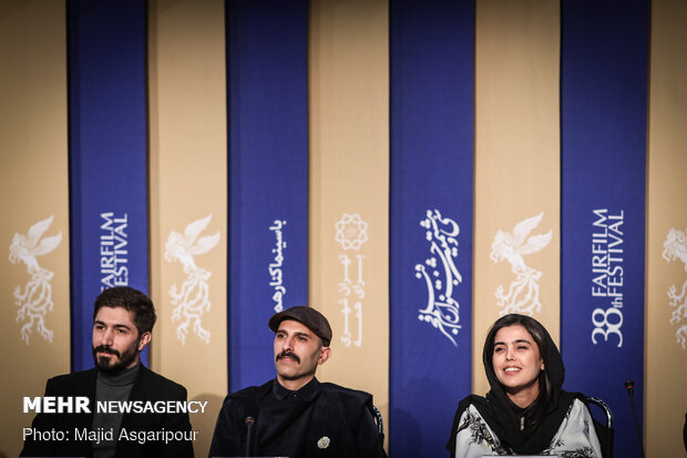 نشست فیلم «لباس شخصی» به کارگردانی امیرعباس ربیعی