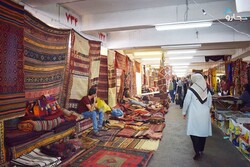 کارآفرینان بیکار شده جمعه بازار سنتی پروانه را دریابید