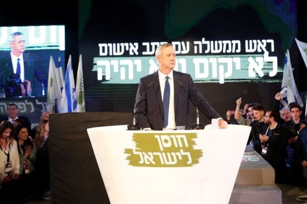 گانتز: نتانیاهو کابینه را به یک سیرک تبدیل کرده است!