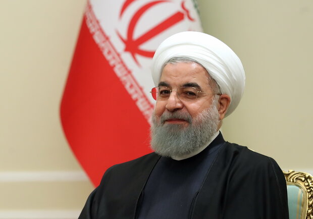 Oman, Kuwait felicitate Rouhani on victory anniversary of Islamic Revolution