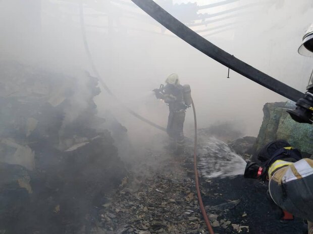 آتش‌سوزی در کارگاه مبل و مصنوعات چوبی در جاده خاوران