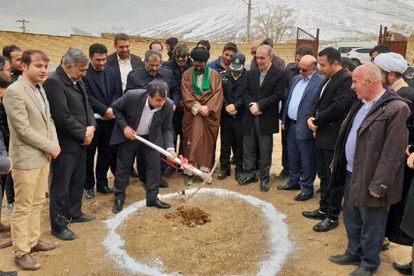 عملیات ساخت کارخانه لبنیات در شهرک صنعتی آوج آغاز شد
