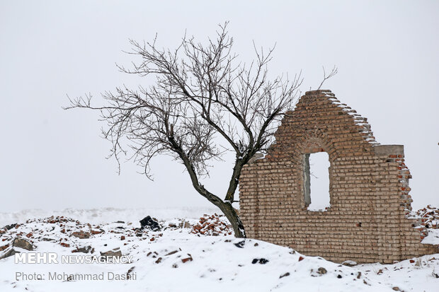 Heavy snow, freezing weather prompts closure of schools in Ardebil Prov.
