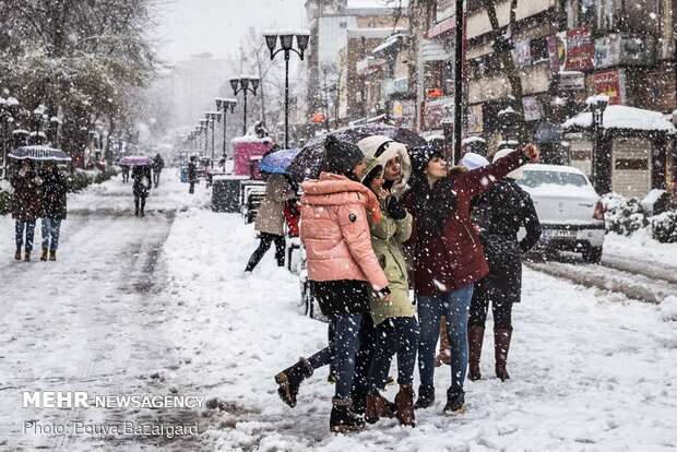 بارش برف در رشت