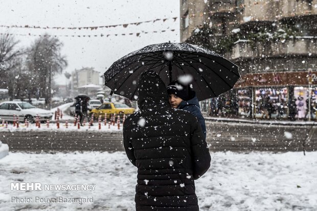 بارش برف در رشت