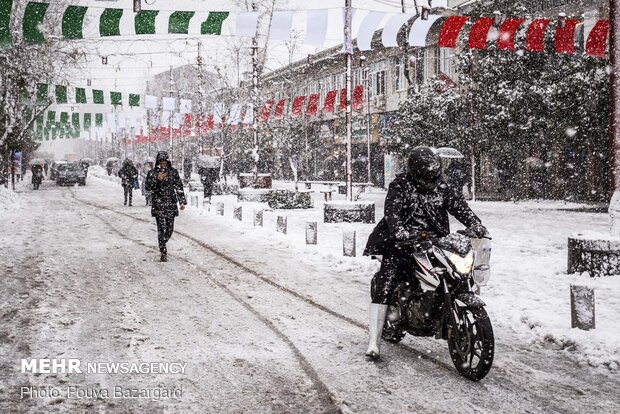 بارش برف در رشت