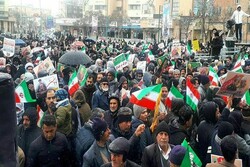 المیادین: حضور مردم در راهپیمایی ۲۲ بهمن چشمگیر است