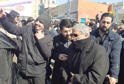 «سردار قاآنی» در جمع راهپیمایان تهرانی حضور یافت