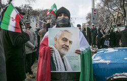 مردم ایران کشور خود را در برابر تهاجم بیگانگان تنها نمی‌گذارند