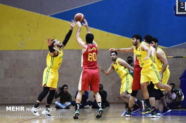 پیروزی صنعت پارسا برابر خانه بسکتبال خوزستان