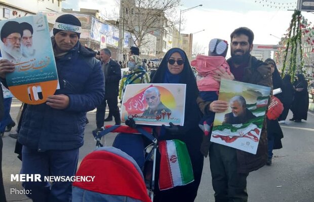 Massive turnout of people to mark 41st victory anniversary of Islamic Revolution