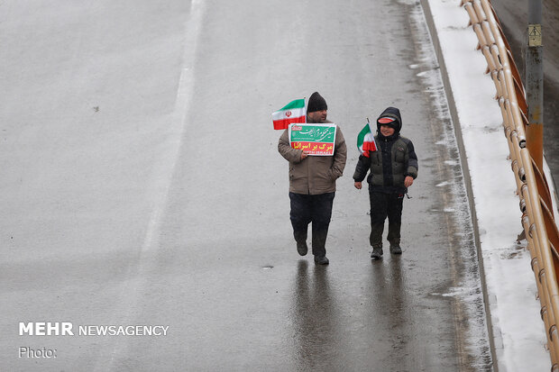 People in Hamedan mark 41st victory anniversary of Islamic Revolution