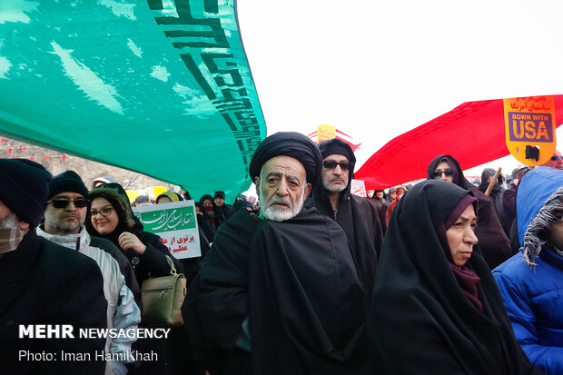 راهپیمایی باشکوه ۲۲بهمن در همدان