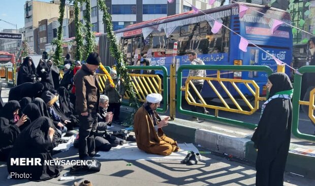 تصاویر ارسالی «مخاطبان مهر» از راهپیمایی ۲۲ بهمن