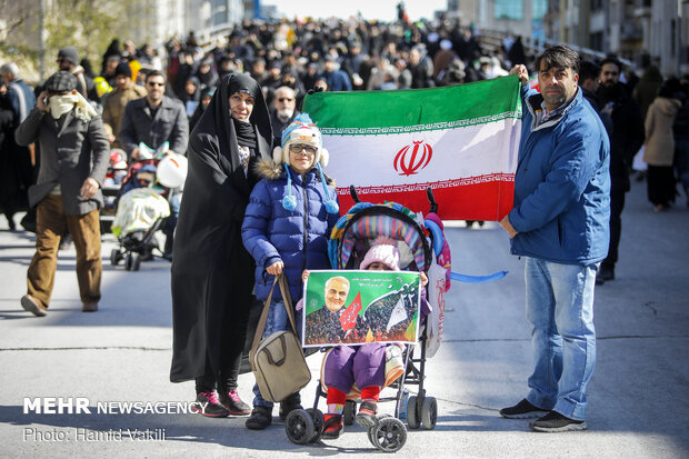 راهپیمایی باشکوه ۲۲ بهمن - تهران
