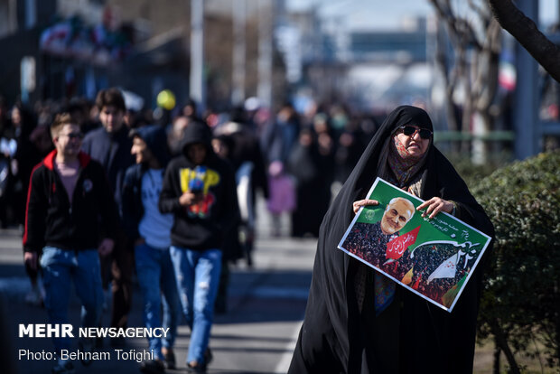 Tehraners mark 41st victory anniversary of Islamic Revolution