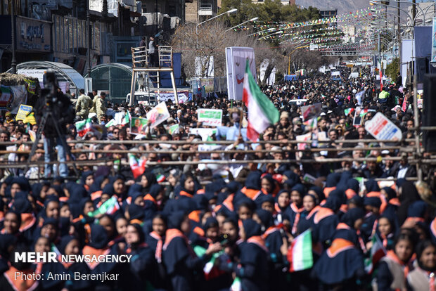 راهپیمایی 22 بهمن در شیراز