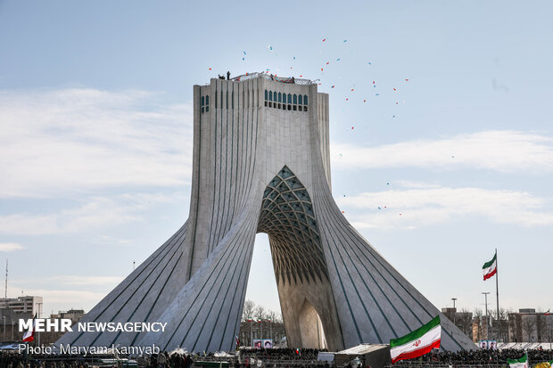 نوستالژی «آزادی» از دیار غربت