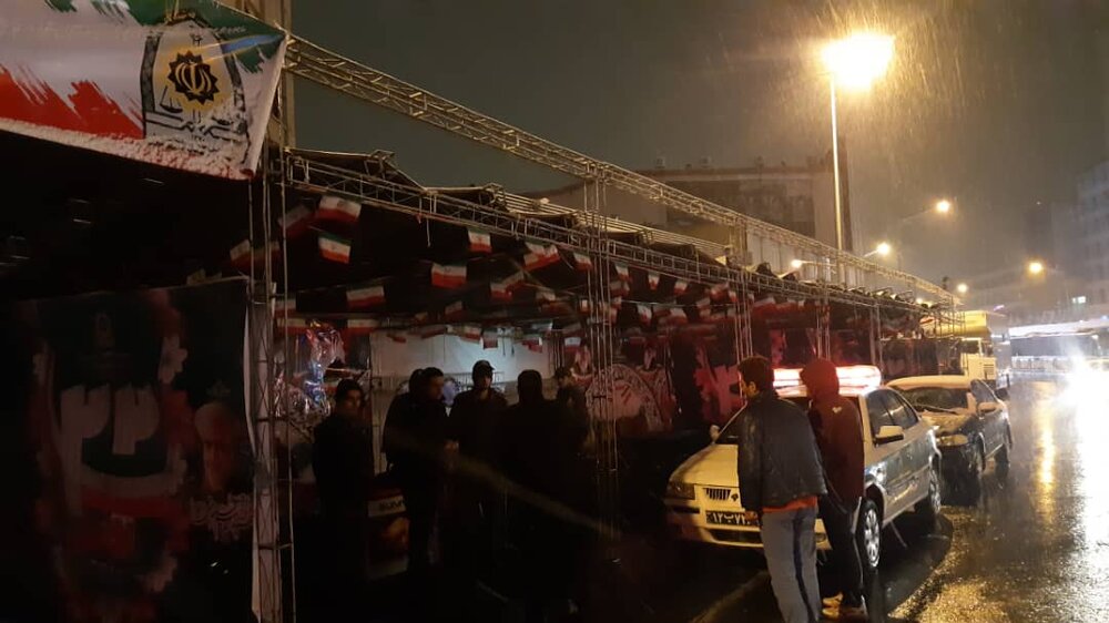 غرفه های فرهنگی و ورزشی پلیس پیشگیری تهران برای جشن انقلاب آماده شد